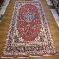 خرید آنلاین، فرش دستباف همدان شهرباف با نقشه تماشایی در طرح لچک و ترنج، رنگ زمینه لاكي با حاشیه سرمه اي کد ۳۹۲۷۱، قیمت مناسب | چترزندگی