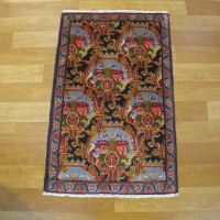 خرید آنلاین، فرش دستباف سنندج کد 37415 سایز پشتی با زمینه سرمه ای در طرح گلفرنگ یا گل میرزاعلی، قیمت مناسب | چترزندگی