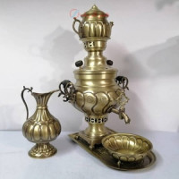 خرید، قیمت و مشخصات سرویس سماور زغالی برنجی ۵ تکه مدل آینه کج ظرفیت 3/5 لیتر زیر قیمت بازار، کیفیت عالی _ هنرظریف