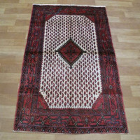 خرید آنلاین، فرش دستباف آنجلاس همدان کد 38881 با نقشه عالی، طرح بته ترنج، رنگ زمینه كرم و حاشیه لاكي، زیر قیمت بازار | چترزندگی