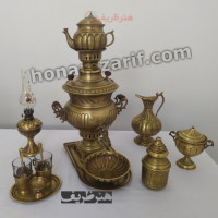 خرید آنلاین، سرویس کامل و زیبا سماور 3.5 لیتری زغالی برنجه با دسته توری لبه دار، قلم زنی اعلاء طرح خطی، زیر قیمت بازار | چترزندگی